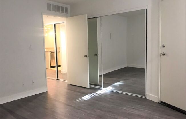 1 bed, 1 bath, 700 sqft, $1,723, Unit 203