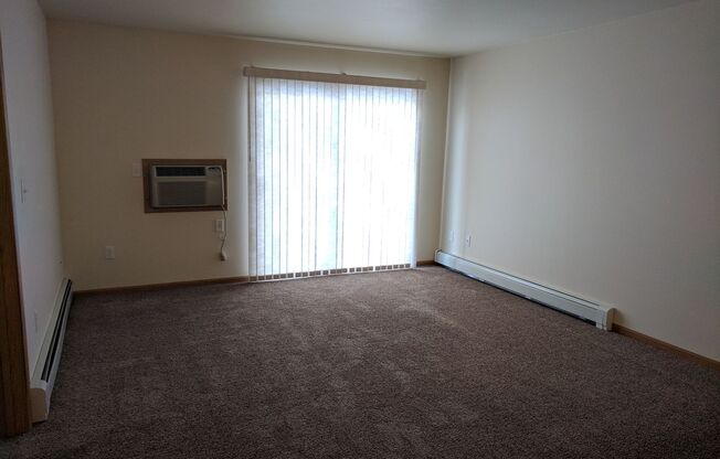 1 bed, 1 bath, 702 sqft, $995, Unit 5130-106