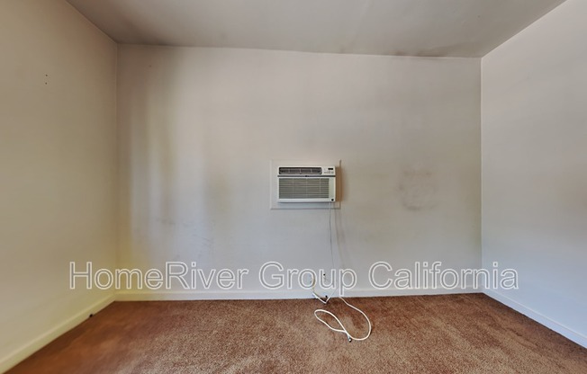 200 RIVERSIDE AVE