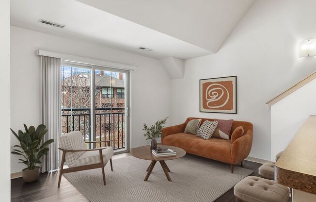 2 beds, 1 bath, 817 sqft, $1,495, Unit 602-301