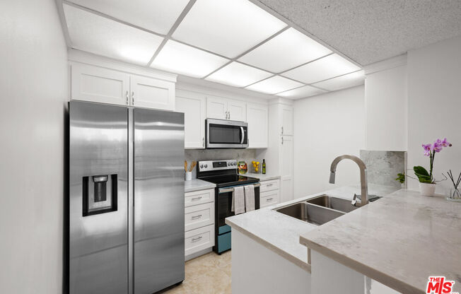2 beds, 2 baths, 1,088 sqft, $4,600, Unit 810
