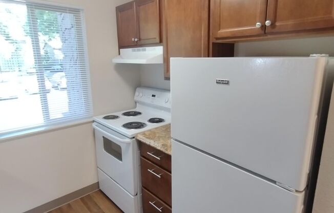 2 beds, 1 bath, 776 sqft, $1,500, Unit 044
