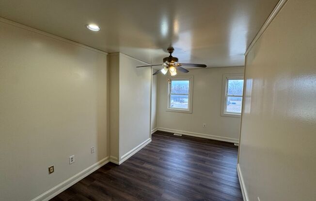 Cozy 1 Bedroom, 1.5-Bath Home with a Lovely Balcony