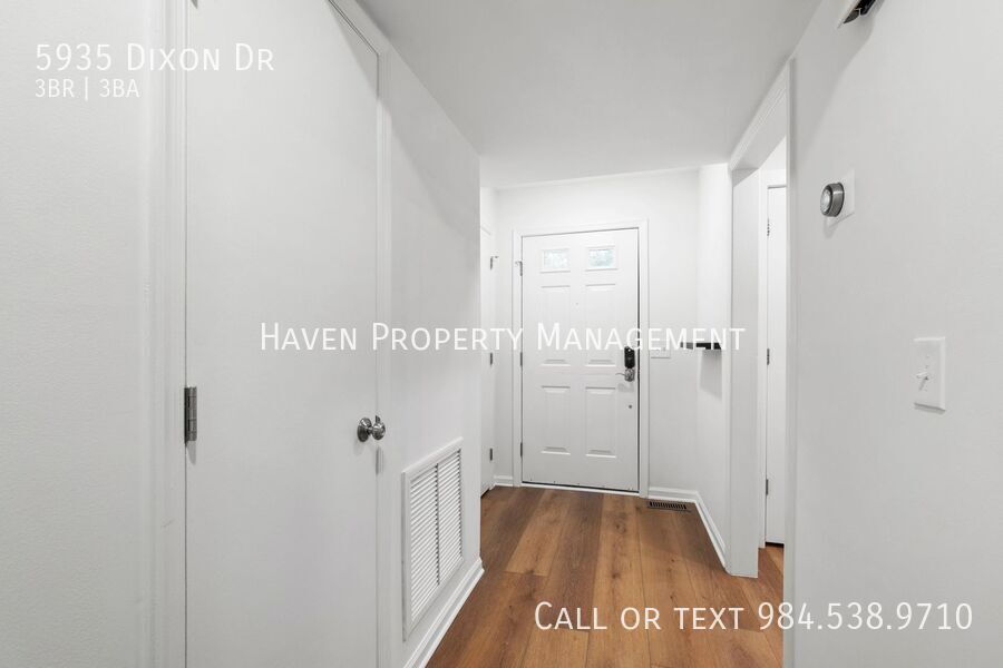 5935 DIXON DR