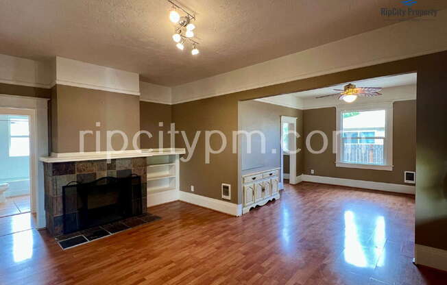 3820 E MAIN ST