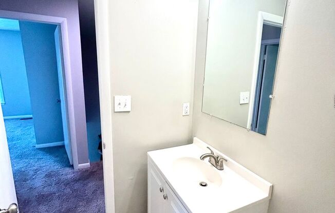 2 beds, 1.5 baths, 1,100 sqft, $1,025, Unit 716-A