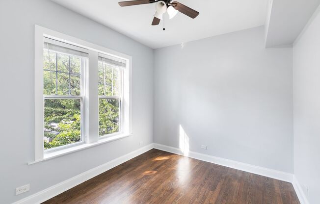 3 beds, 1 bath, 900 sqft, $2,750, Unit 6100-2nd floor