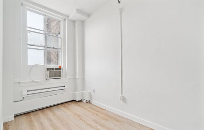 1 bed, 1 bath, 511 sqft, $1,523, Unit 212