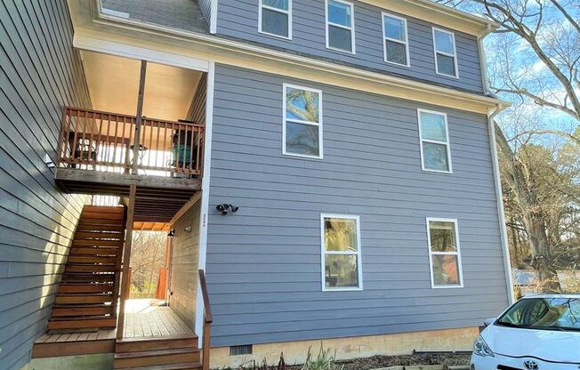 Large, updated 5 BR 2.5 BA in Carrboro, close to downtown & UNC - Includes Water!