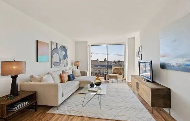 1266 9th Ave