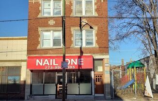 7952 S Ashland Ave