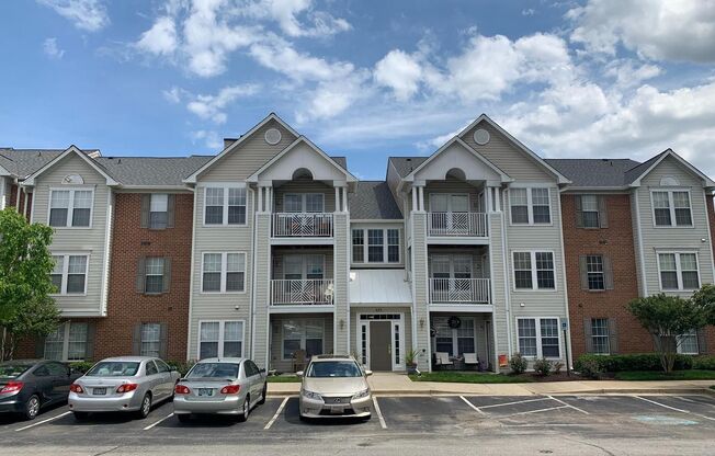 Beautiful 2bd 2bth condo