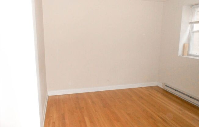 2 beds, 2 baths, 1,110 sqft, $2,395, Unit 3924-G