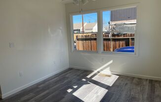 2 beds, 1 bath, $1,400