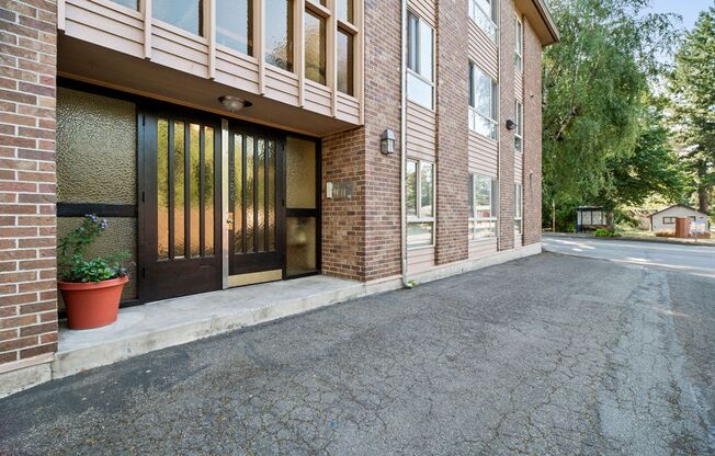 White Heather Apartments | Newly Renovated One and Two Bedroom Homes