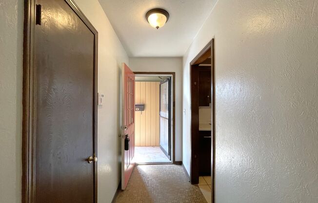 2 beds, 1.5 baths, $1,199