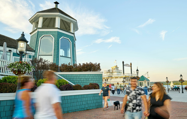 Historic charm and waterfront dining are just minutes away. Spend your weekends exploring the cobblestone streets and waterfront shops of Old Town Alexandria.