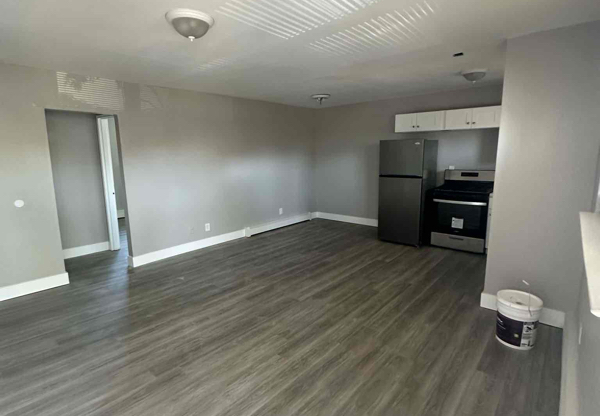 135 ROCKWELL AVE