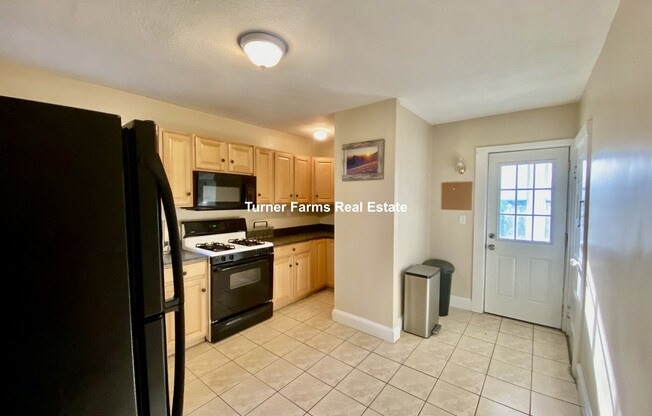89 HILLSDALE RD