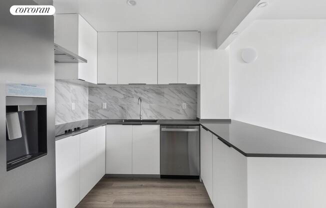 4622 FT HAMILTON PKWY