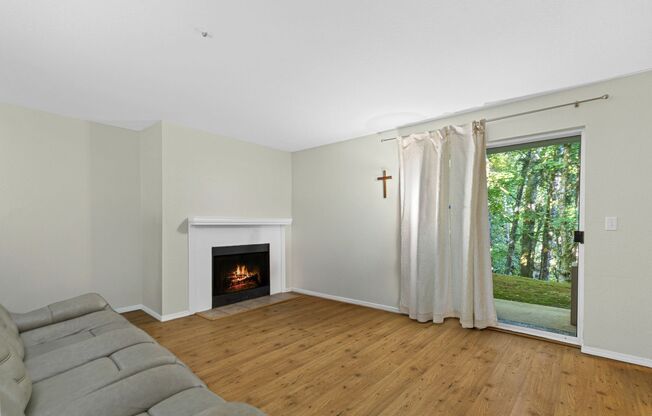 19230 Forest Park Dr NE