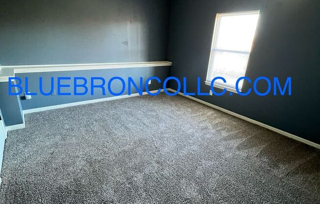 3 beds, 2 baths, $1,599