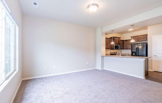 3 beds, 2.5 baths, 1,440 sqft, $1,650, Unit 6929 Daniel DeFoe Drive