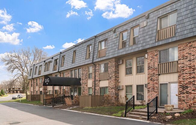 Golden Valley Greenway Apartments!