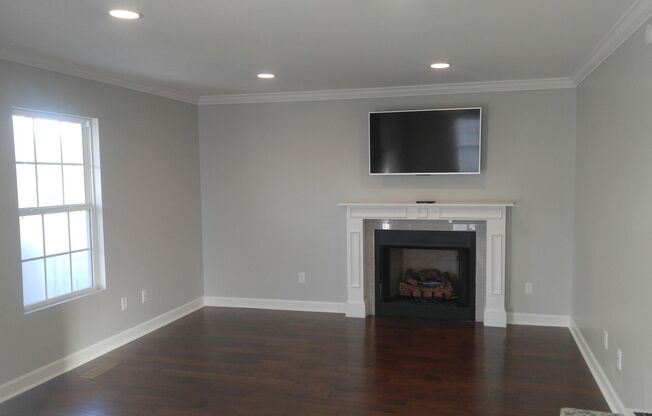 3 bed, 2 bath home!