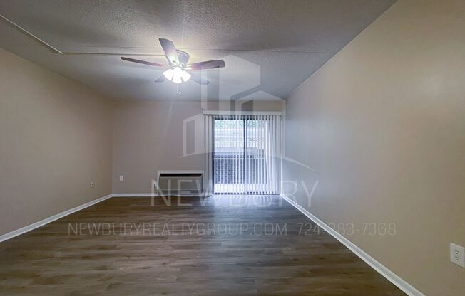 1 bed, 1 bath, 765 sqft, $859, Unit TH 204