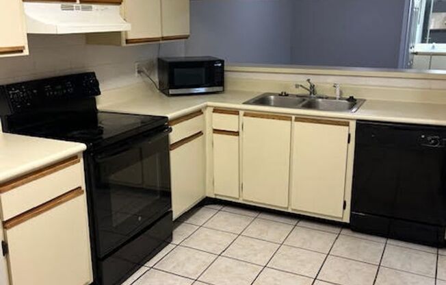 1538 Sophie Blvd, East Orlando 3BR 2BA