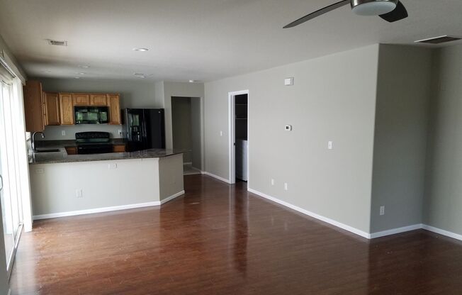 Beautiful Updated 3 Bedroom Ranch Style Home In Green Valley Ranch