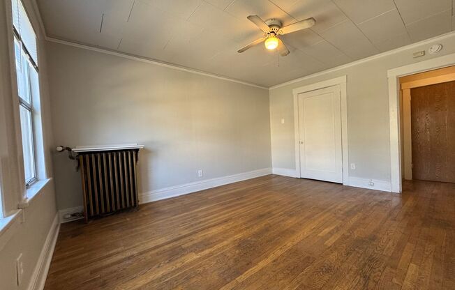 Studio, 1 bath, 360 sqft, $1,395, Unit 102