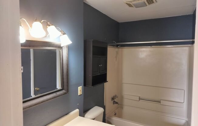 3 beds, 1 bath, $1,200