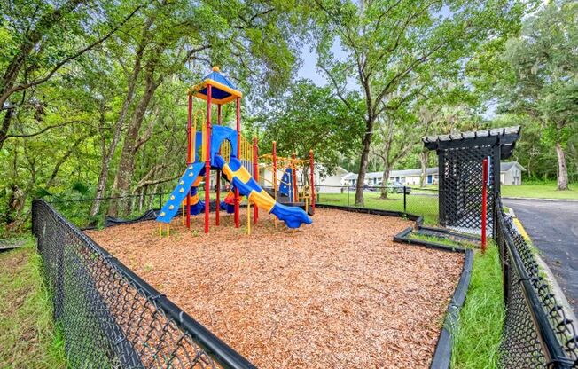 3 beds, 1.5 baths, 908 sqft, $1,595, Unit 173