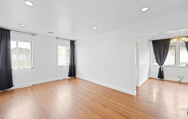 Beautiful Summer Home | Gorgoeus Yard | 3-Bedroom Home for Rent
