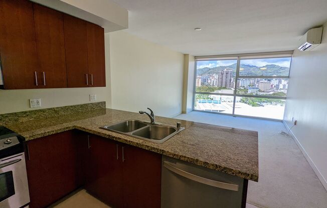 1 bed, 1 bath, $2,675