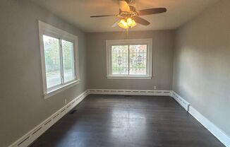 2 beds, 1 bath, $1,050