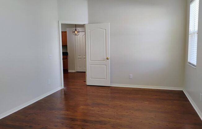 3 beds, 2 baths, $2,200