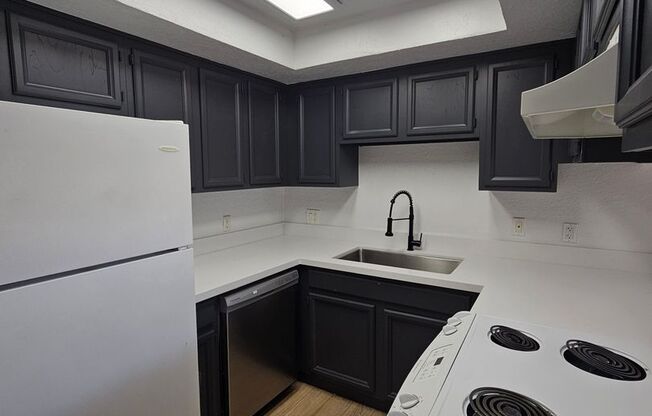 1 bed, 1 bath, $1,495, Unit # 208