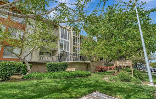 Main Floor Condo in Old Mill Community