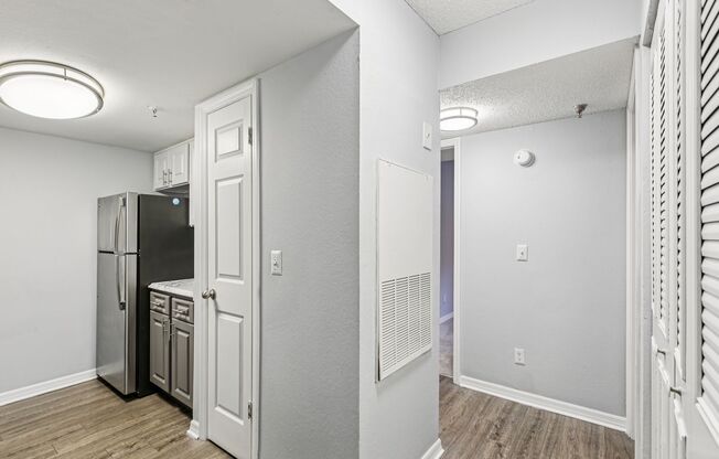 2 beds, 1.5 baths, 850 sqft, $1,600