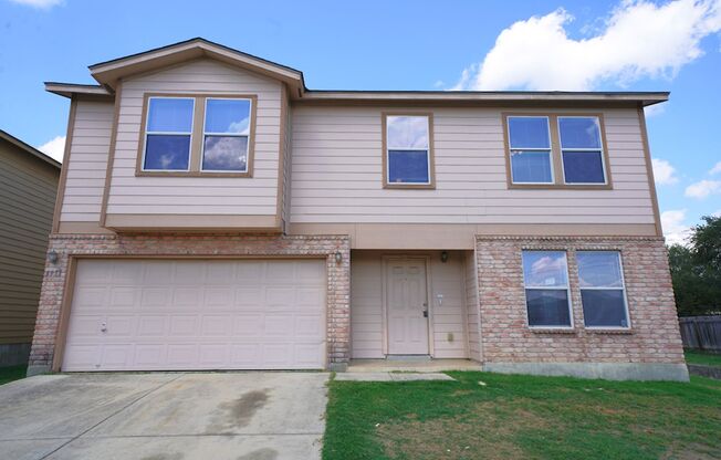 Charming 4-Bedroom, 2.5-Bathroom Home in Cheyenne Valley - Realtor Commission: $500
