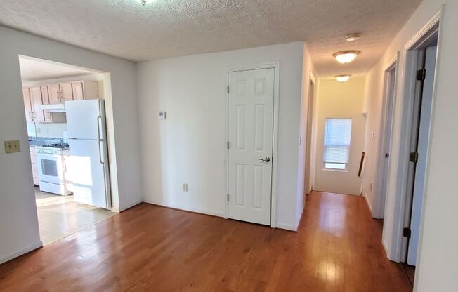 685-685 1/2 OGDEN AVENUE