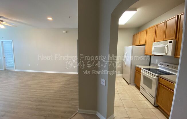 3 beds, 2 baths, 1,408 sqft, $1,600, Unit 929