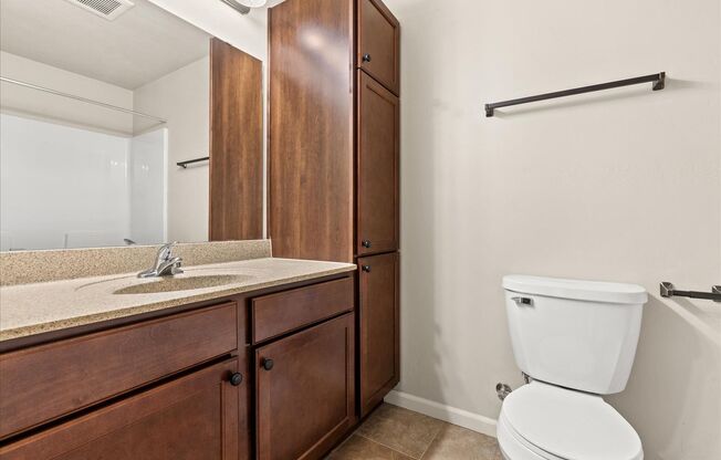 1 bed, 1 bath, 900 sqft, $1,385, Unit 404
