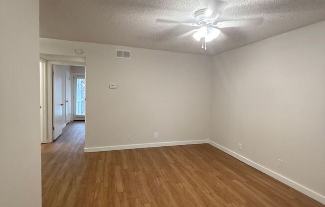 1 bed, 1 bath, 572 sqft, $1,299, Unit WIL-230