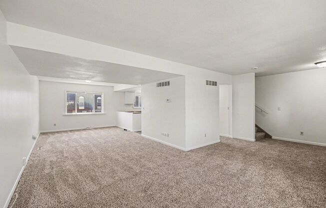 2 beds, 1.5 baths, 1,288 sqft, $1,475, Unit Chapel Dr-6905