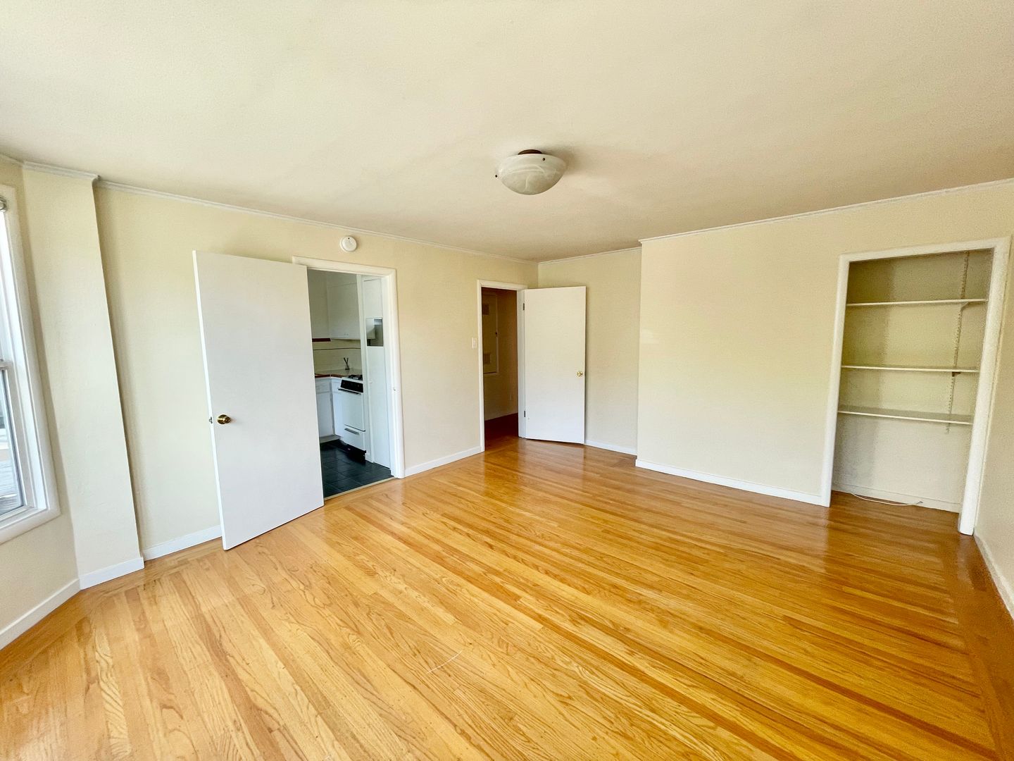 Prime Cow Hollow Charming 1 Bedroom! PROGRESSIVE