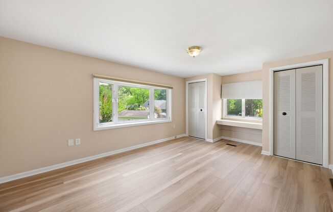 Updated Rambler Near Four Corners & Metro!